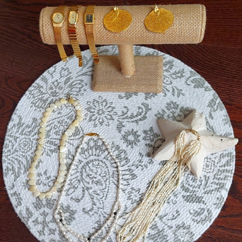 Jewelry lot